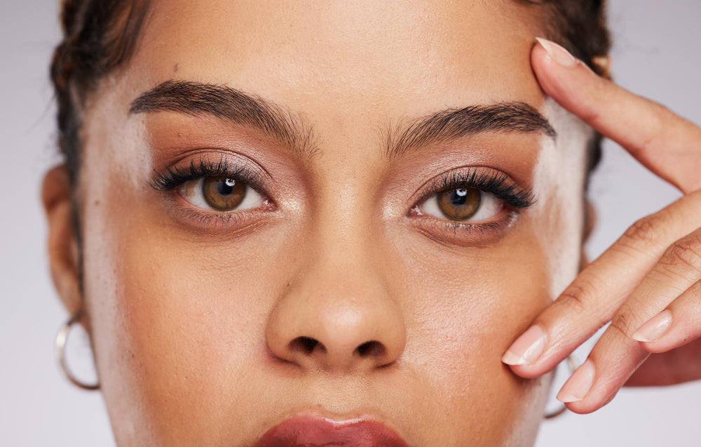Aceite de Ricino: El elixir para unas cejas más gruesas y densas